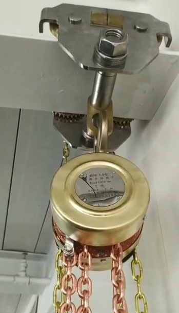 如何根據被吊物的重量和高度來選擇防爆葫蘆